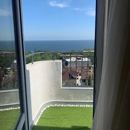 Lovely By The Sea Varna