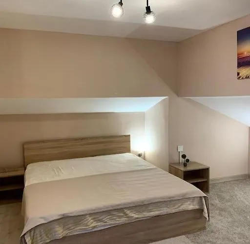 Apartament Lovely By The Sea