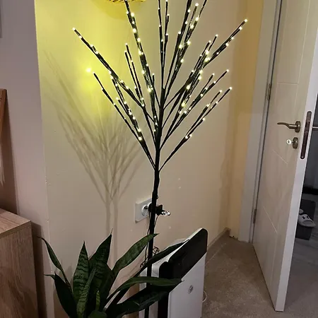 Apartament Lovely By The Sea