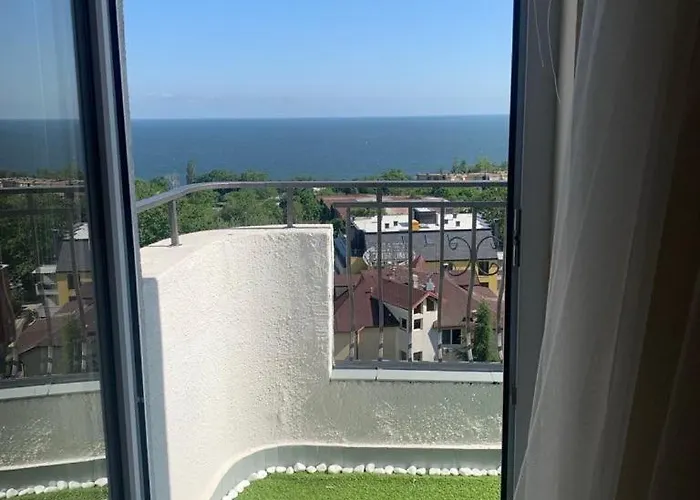 Lovely By The Sea Varna